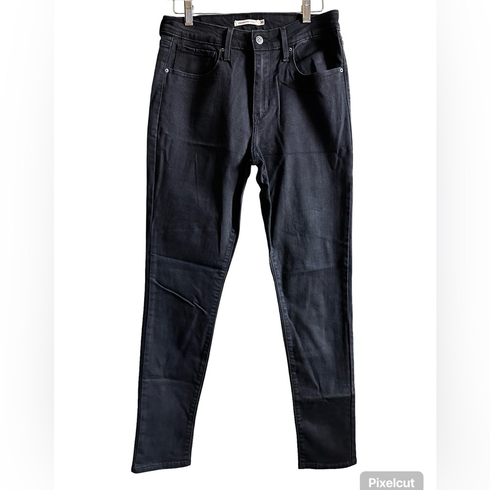 Levi’s 721 HIGH RISE SKINNY Jeans Black Women’s Size 30.